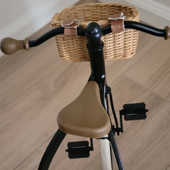 American Girl Samantha's Three Wheeled Bicycle with Basket